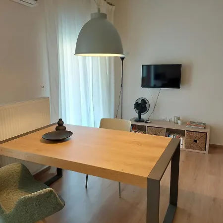Apartment Cholargos Metro Station 2 Persons Cozy Studio.