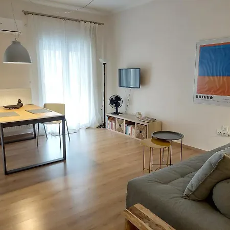 Apartment Cholargos Metro Station 2 Persons Cozy Studio. *